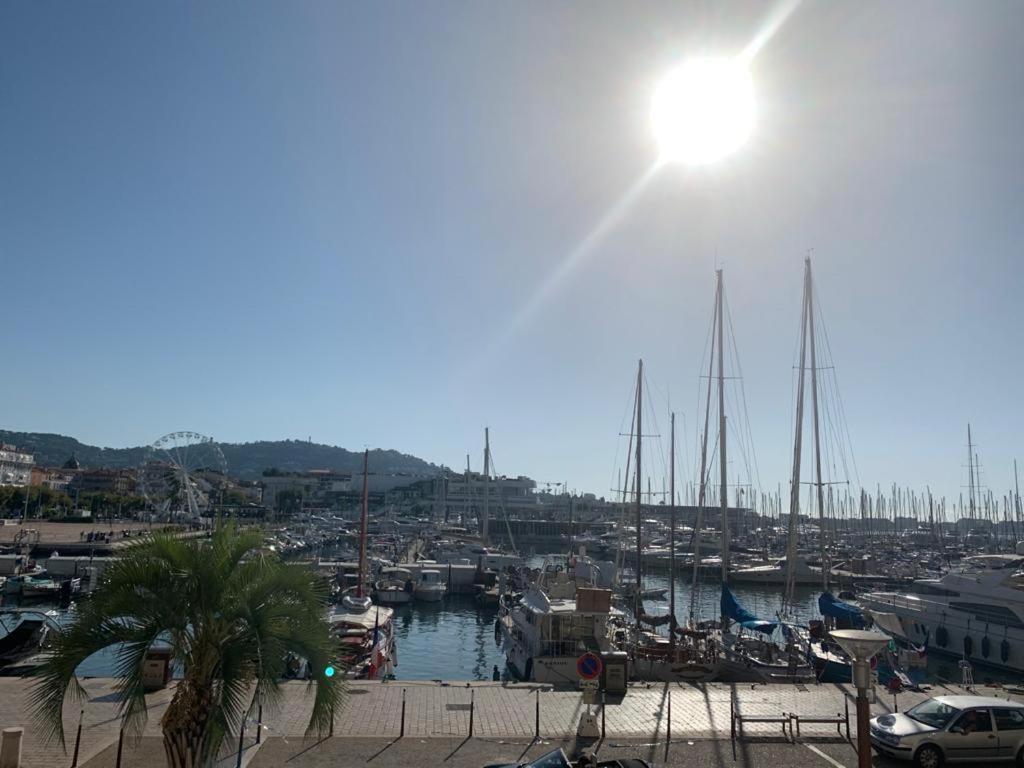 Cannes Old Port, Seafront & Seaview, Yacht Show Port Экстерьер фото