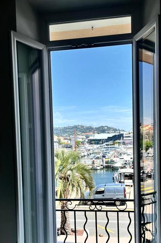 Cannes Old Port, Seafront & Seaview, Yacht Show Port Экстерьер фото